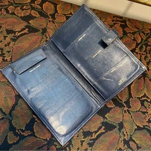 Buxton | Vintage Leather Travel Wallet